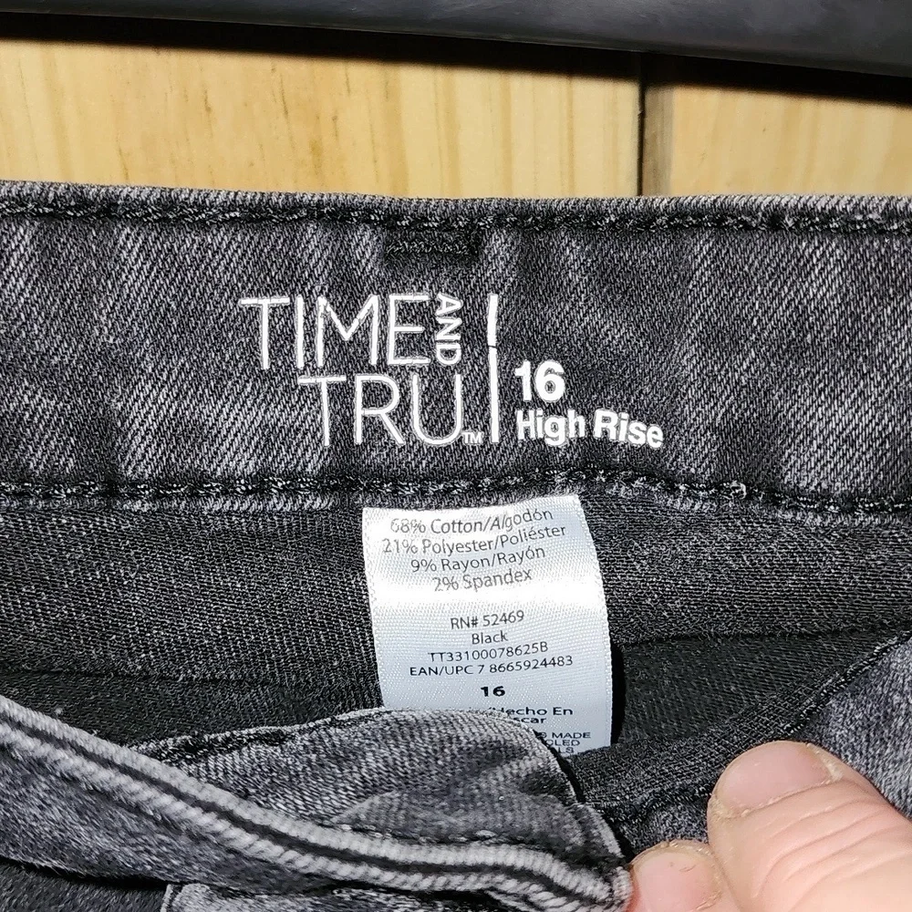Woman's Time & Tru High Rise Bell Bottoms Black Jeans Pants Trousers Size 16 - Picture 5 of 8